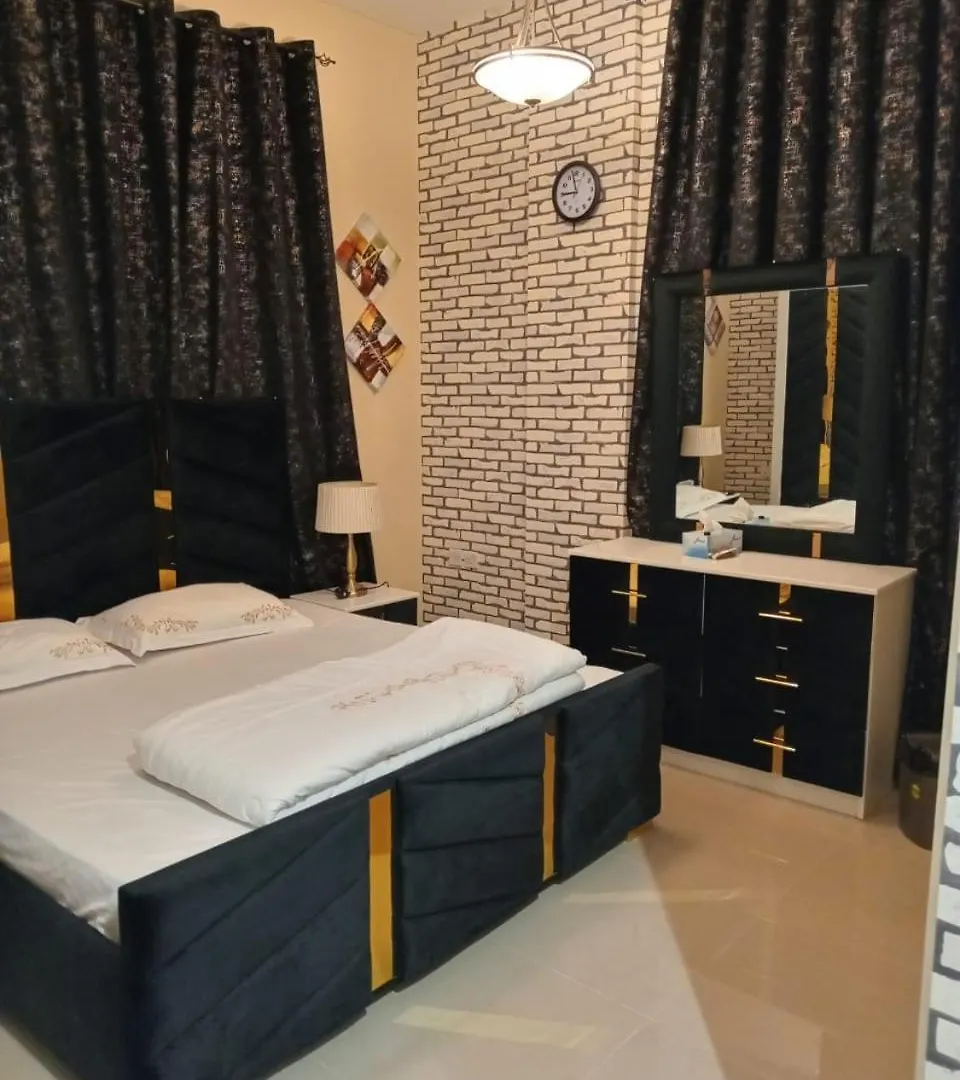 Fully Furnished 1 Bhk Apartment In Al Hamriyah 沙迦